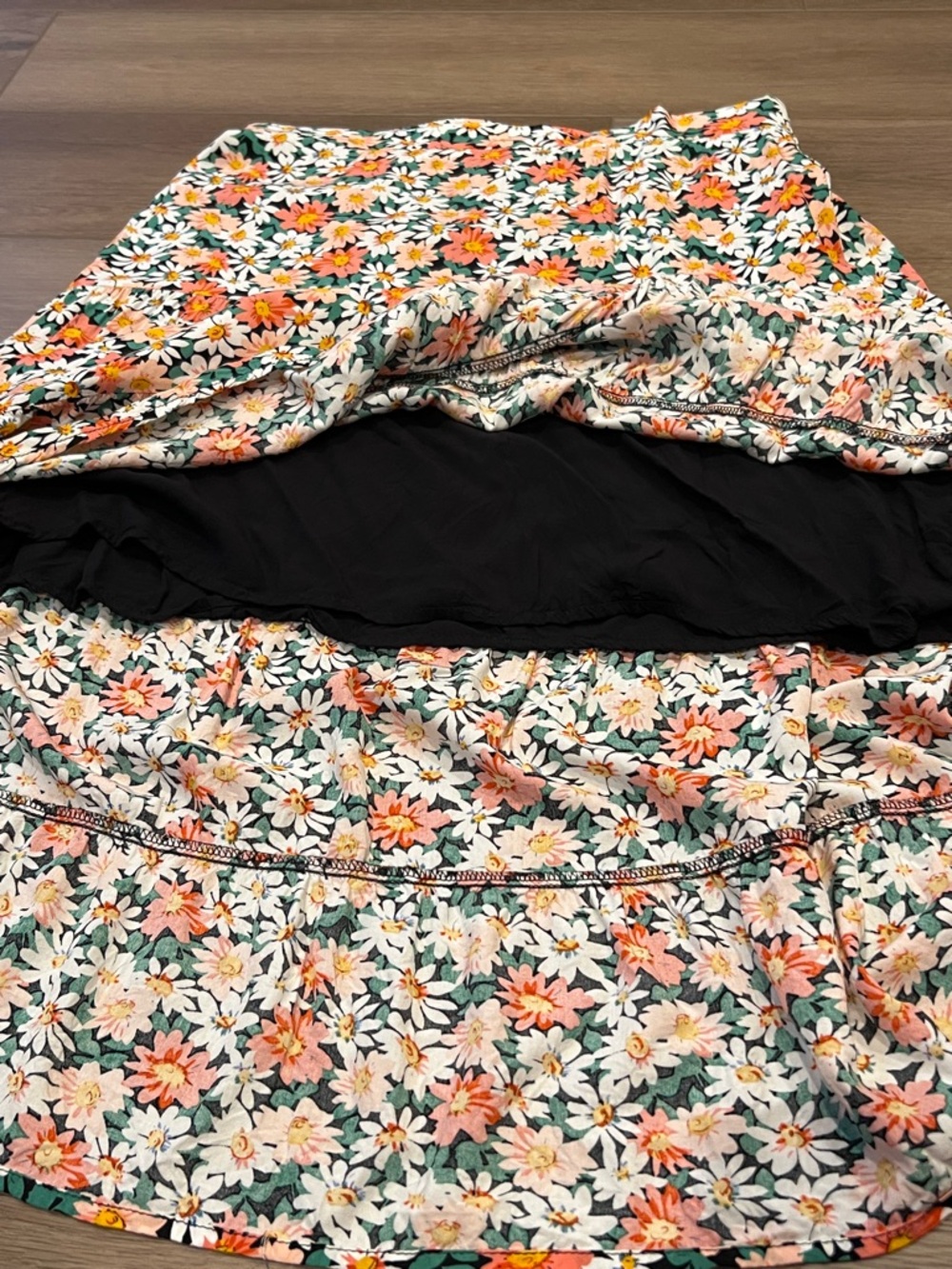 Pretty Garden Floral Daisy Ho-Low Hem Midi Skirt Elastic Waist Size L Colorful - Picture 10 of 14